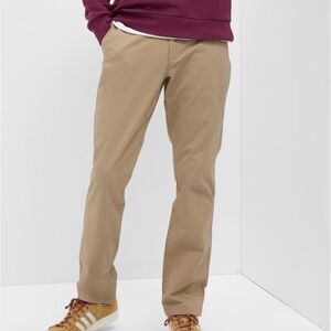 GAP Original Khakis in Straight Fit with GapFlex